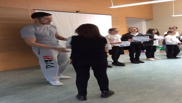 Active Schools Self Defence class